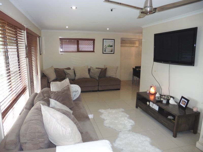 19 Magnolia Parade, Victoria Point QLD 4165