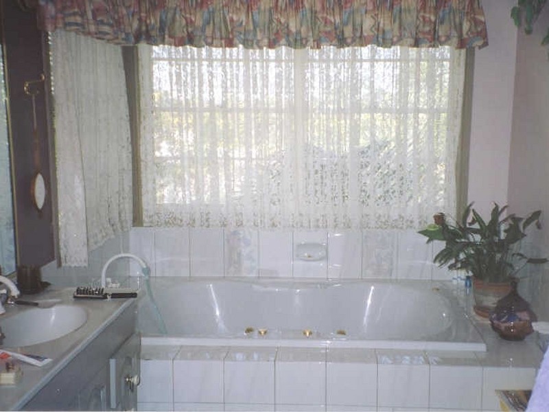 8-9 Binnacle Court, Raby Bay QLD 4163