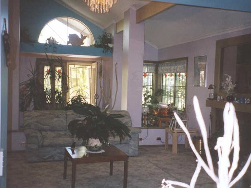 8-9 Binnacle Court, Raby Bay QLD 4163