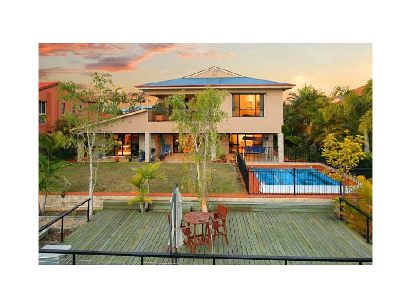 16 Sternlight Court, Raby Bay QLD 4163