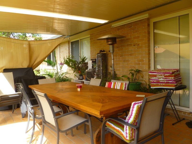 8 Sailfish Avenue, Birkdale QLD 4159