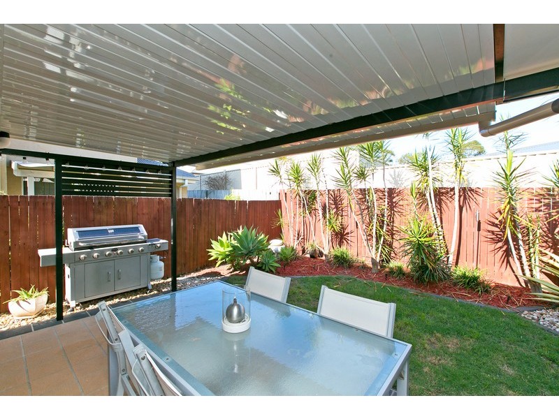 3 Merle Court, Birkdale QLD 4159