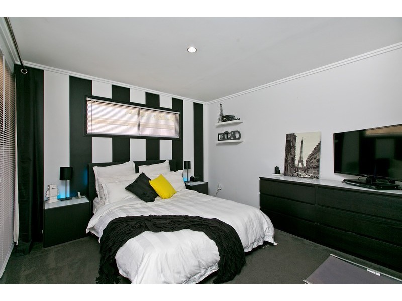 3 Merle Court, Birkdale QLD 4159