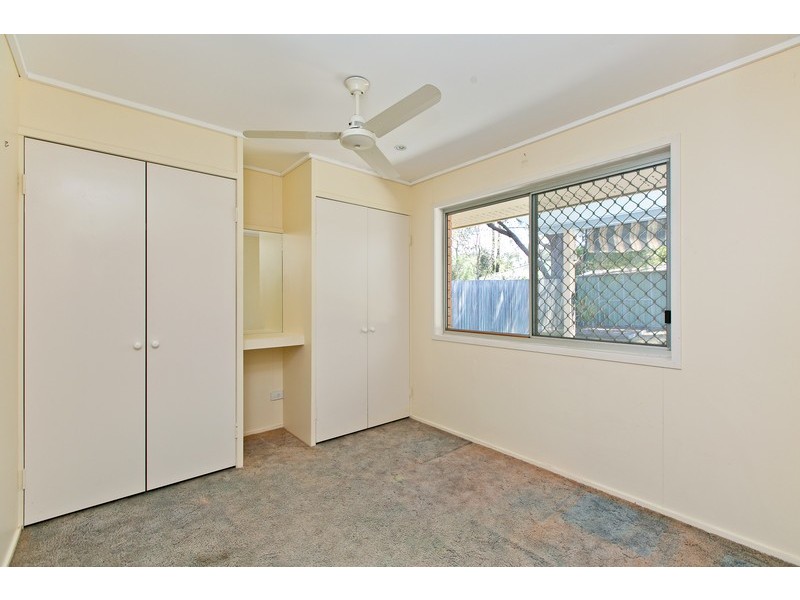 12 Tones Road, Mansfield QLD 4122