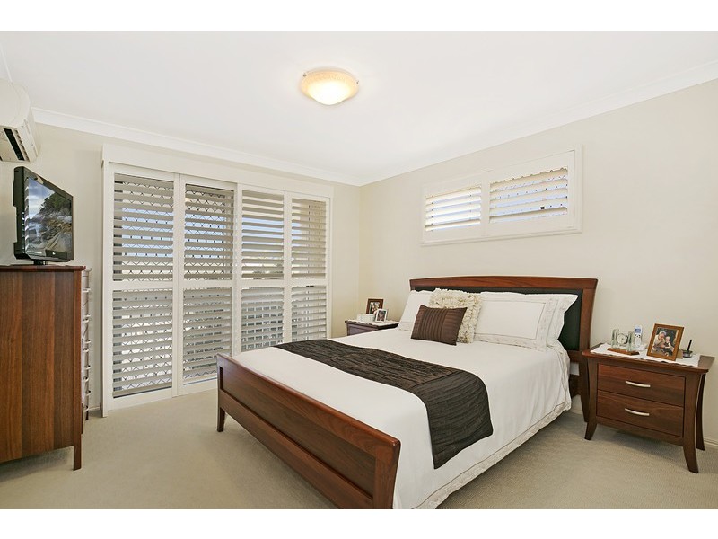 2/221 Shore Street West, Cleveland QLD 4163