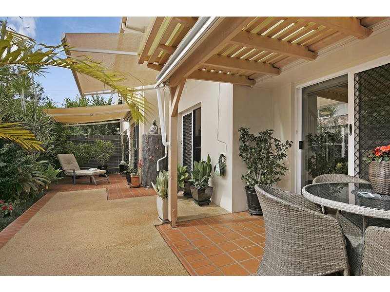 2/221 Shore Street West, Cleveland QLD 4163