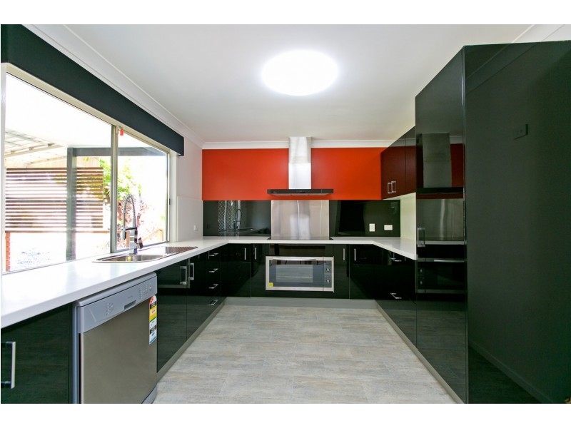32 Dean Road, Alexandra Hills QLD 4161