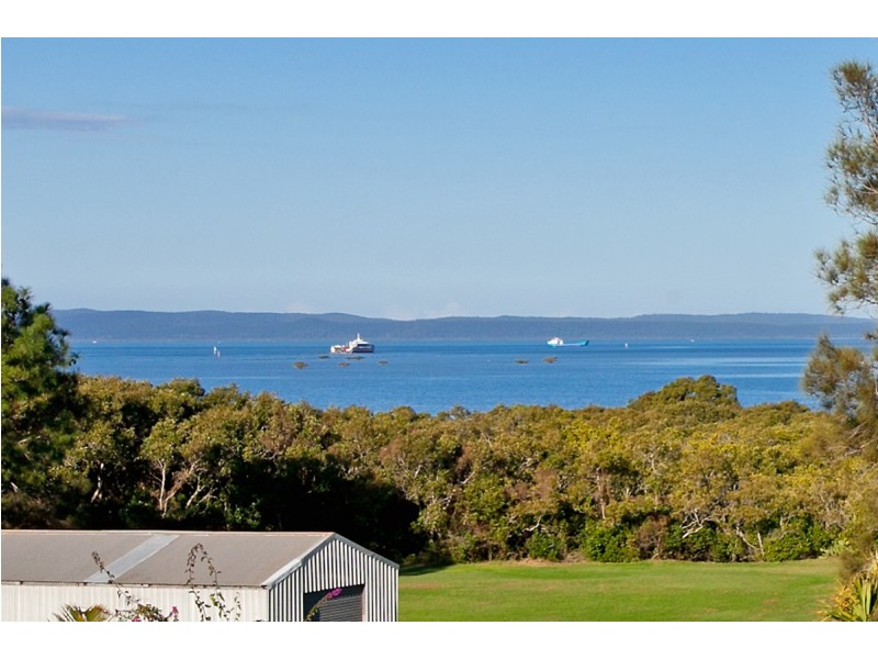 135 Passage Street, Cleveland QLD 4163