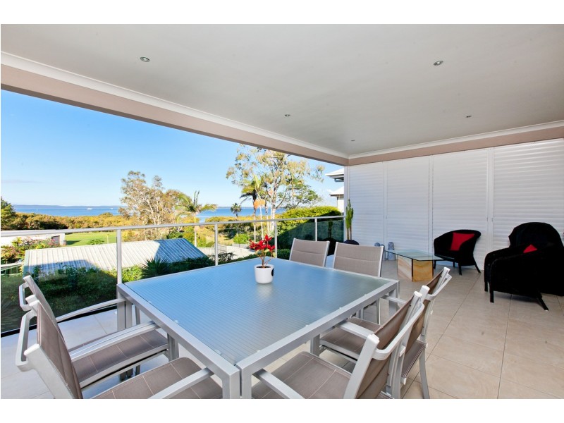 135 Passage Street, Cleveland QLD 4163