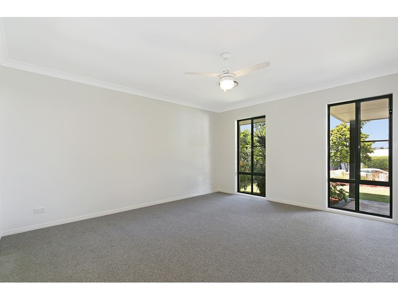 46 Attenborough Circuit, Redland Bay QLD 4165