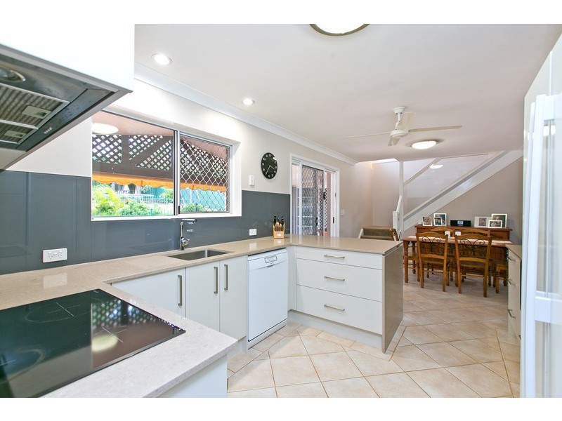 18 Amanda Street, Cleveland QLD 4163