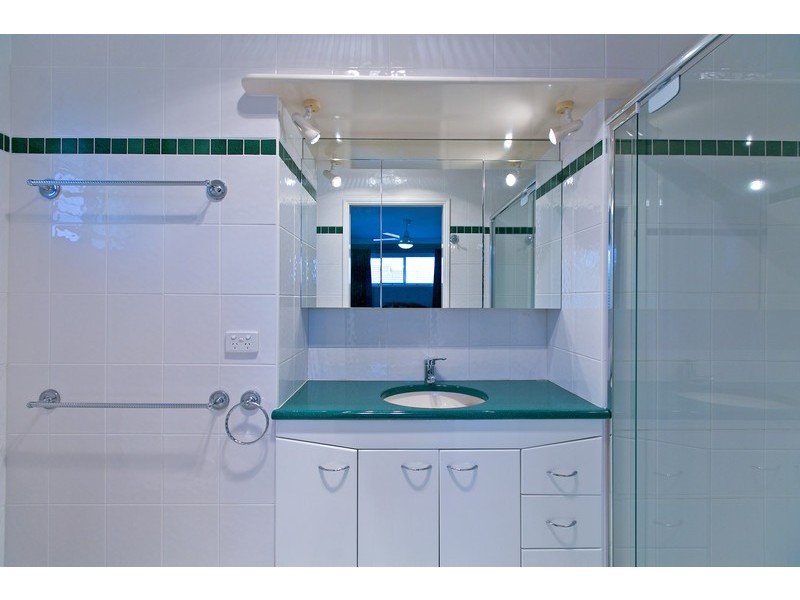 18 Amanda Street, Cleveland QLD 4163