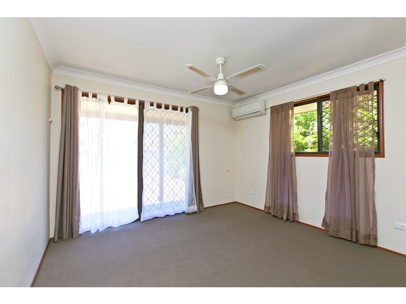 18 Sunshine Drive, Cleveland QLD 4163