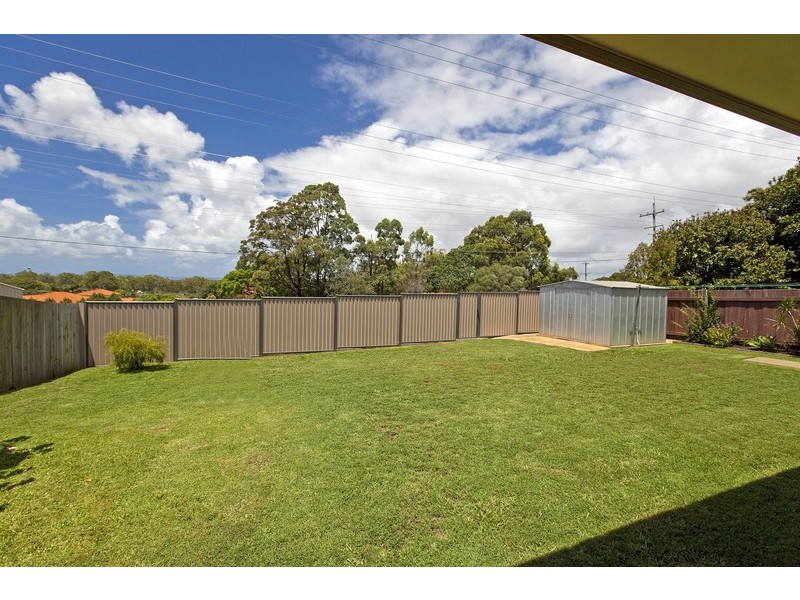 18 Sunshine Drive, Cleveland QLD 4163