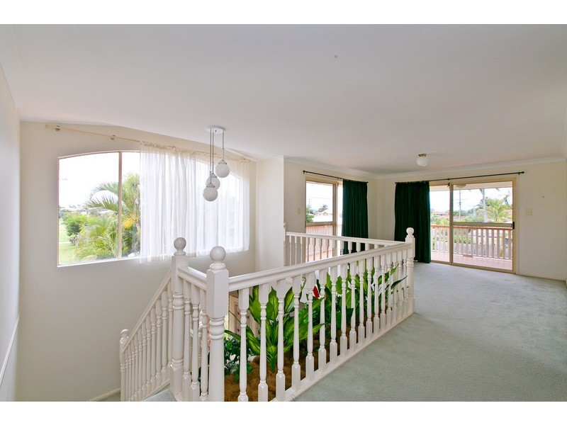 9 Lancewood Street, Victoria Point QLD 4165