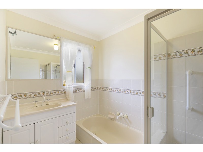 222 James Street, Redland Bay QLD 4165