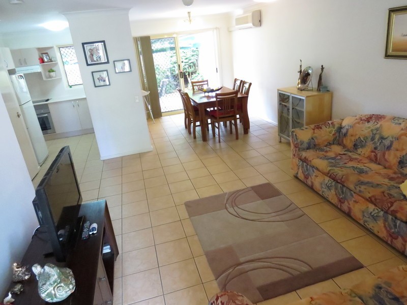 18/18 Daisy Hill Road, Daisy Hill QLD 4127