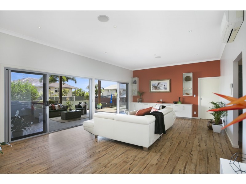 204 School Of Arts Road, Redland Bay QLD 4165