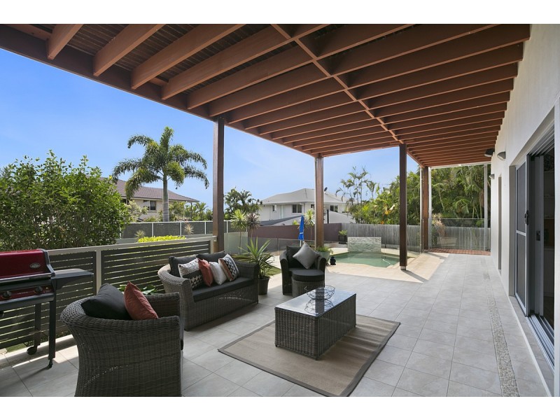 204 School Of Arts Road, Redland Bay QLD 4165