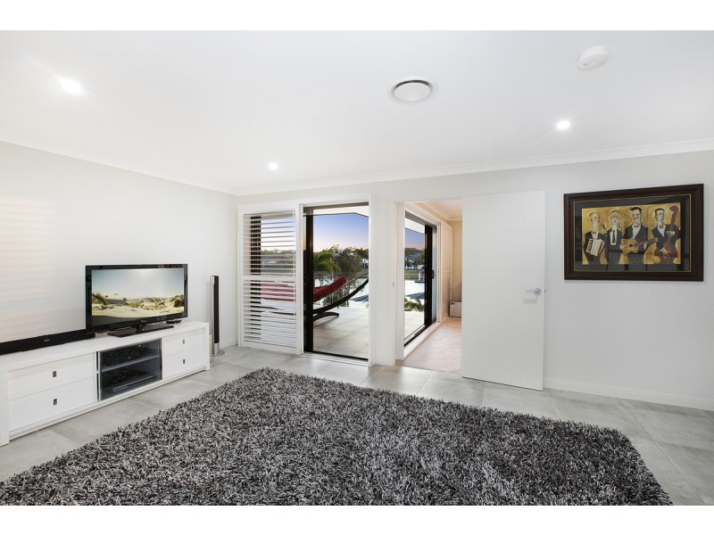 39 Plymouth Court, Raby Bay QLD 4163