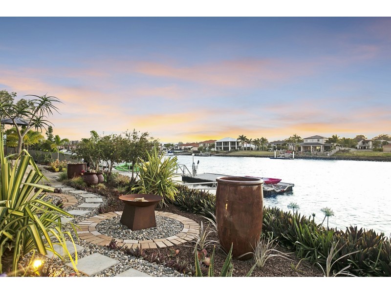 39 Plymouth Court, Raby Bay QLD 4163