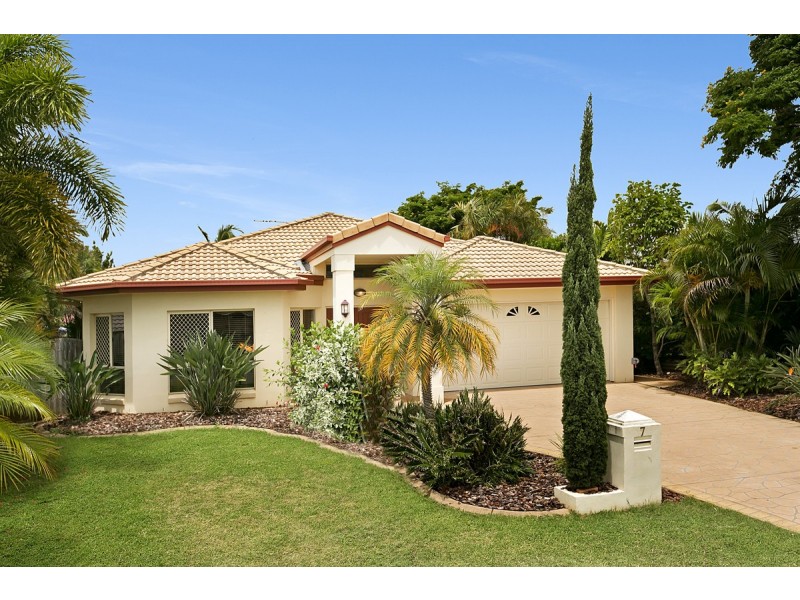 7 Bellevista Crescent, Wellington Point QLD 4160