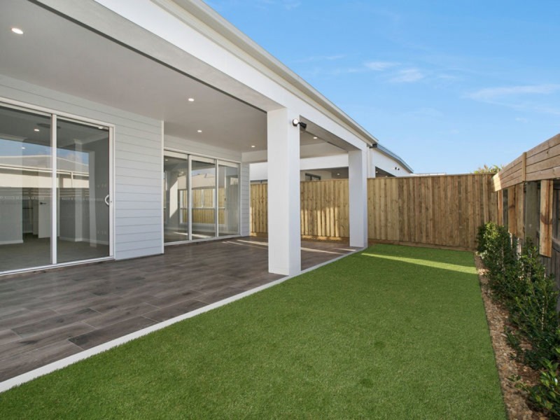 5a Marjoram Street, Thornlands QLD 4164