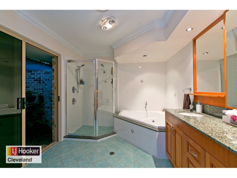 5 Bona Vista Court, Cleveland QLD 4163