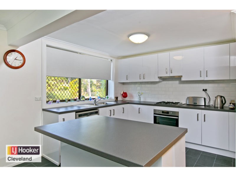 2 Gull Street, Wellington Point QLD 4160