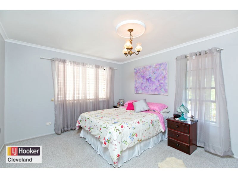 2 Gull Street, Wellington Point QLD 4160