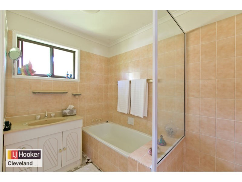 2 Gull Street, Wellington Point QLD 4160