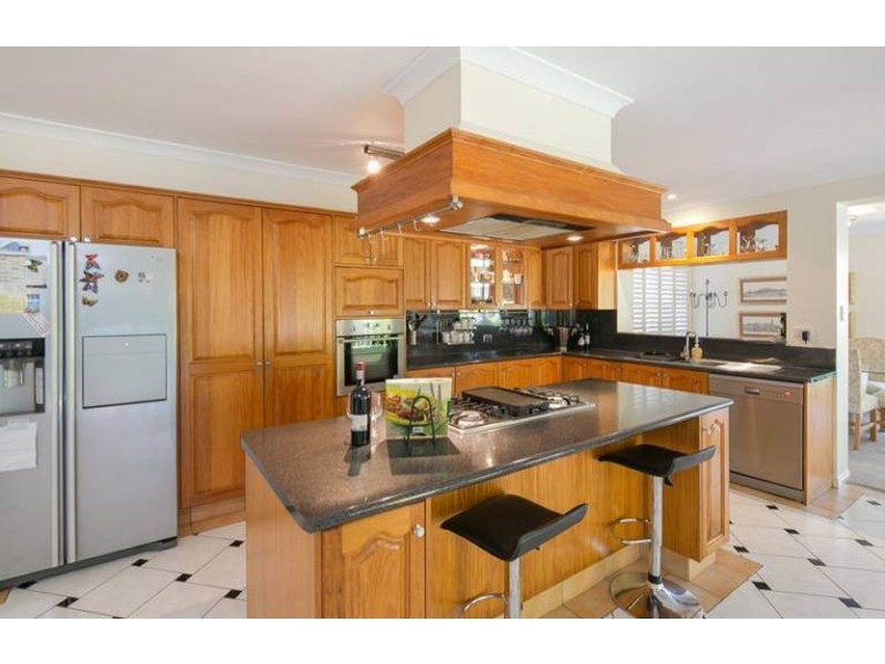 2 Jolliffe Place, Ormiston QLD 4160