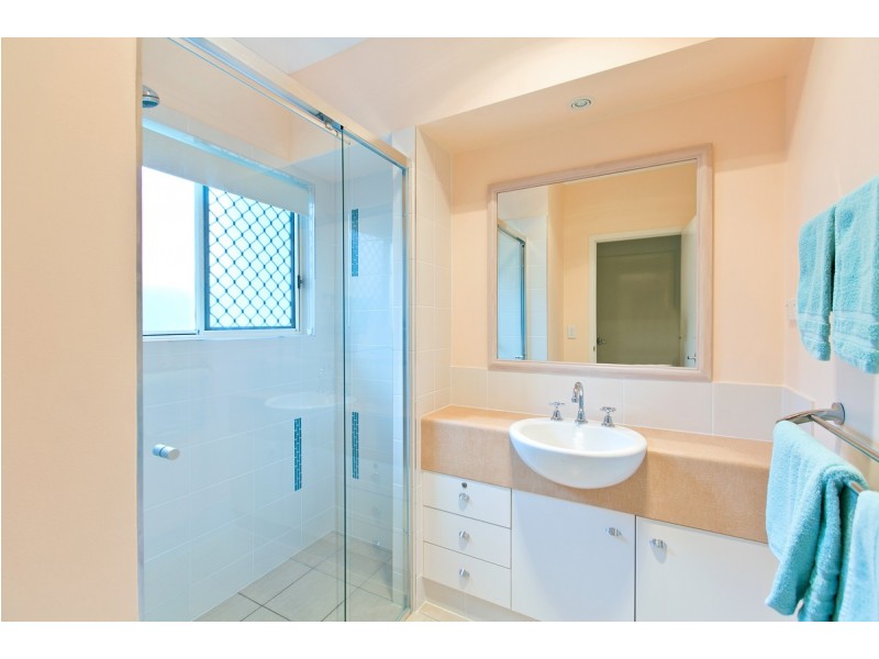 16 Fig Tree Place, Ormiston QLD 4160