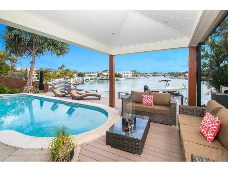 2 Seacrest Court, Raby Bay QLD 4163