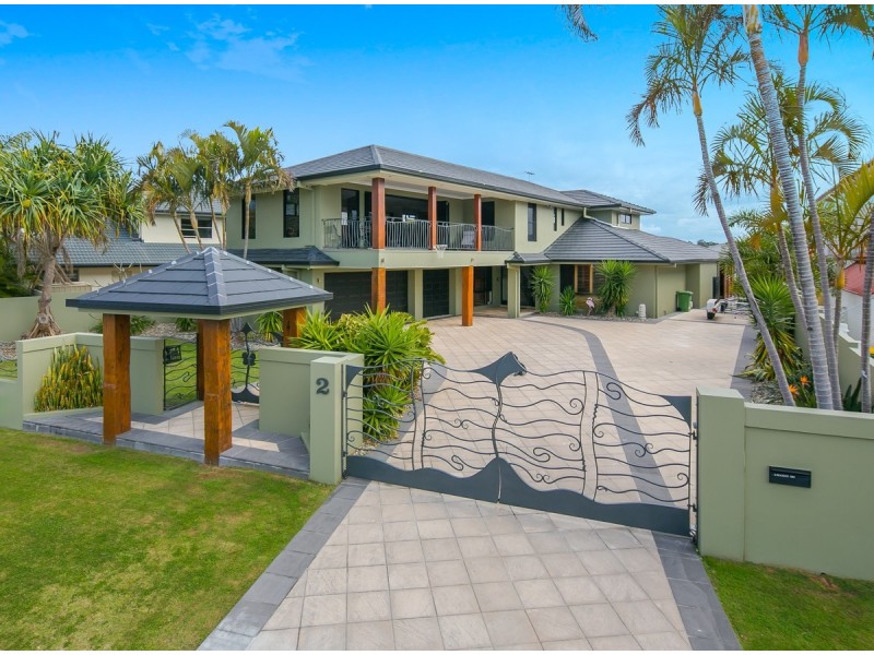 2 Seacrest Court, Raby Bay QLD 4163