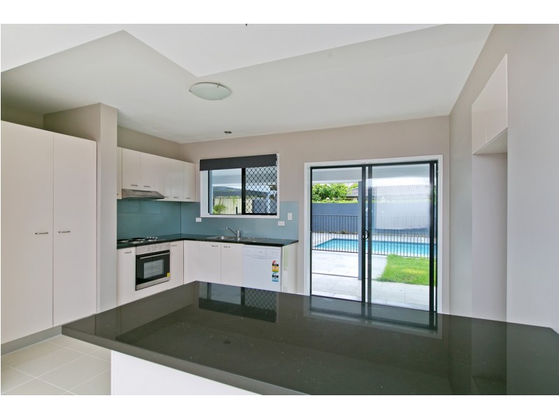 64 Fitzroy Street, Cleveland QLD 4163