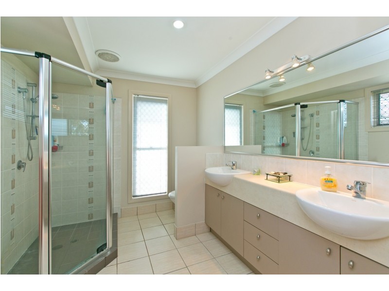 76 Morris Circuit, Thornlands QLD 4164