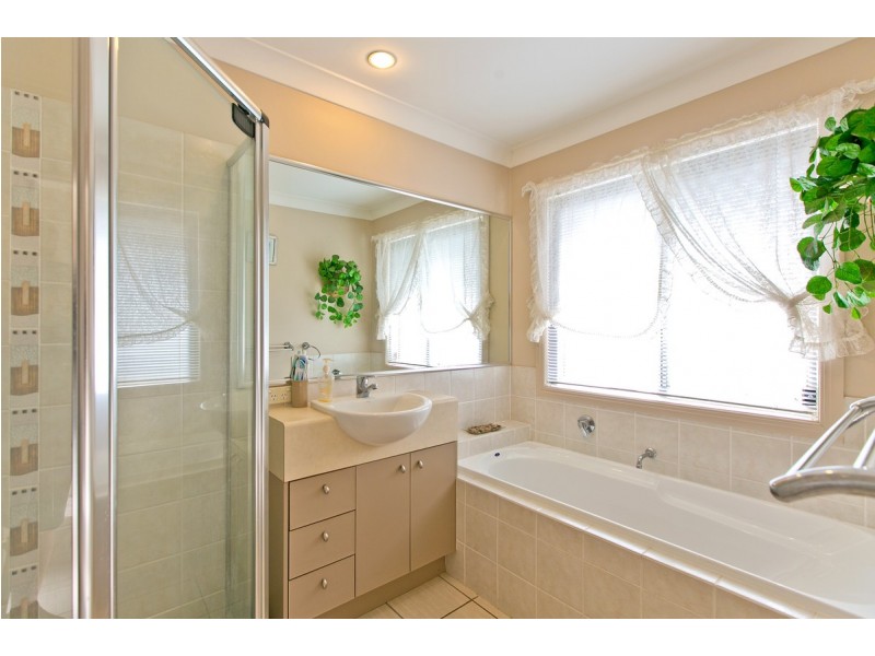 76 Morris Circuit, Thornlands QLD 4164