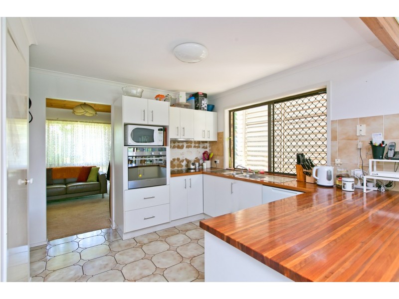 298 Bloomfield Street, Cleveland QLD 4163