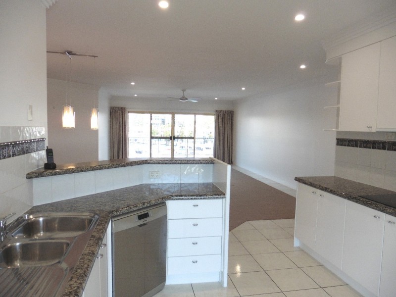 11/12 Esperance Court, Raby Bay QLD 4163