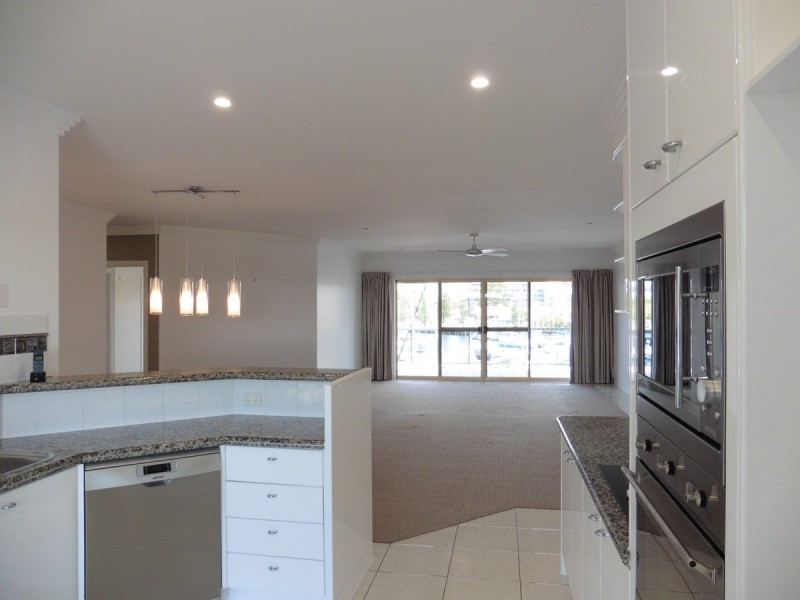 11/12 Esperance Court, Raby Bay QLD 4163