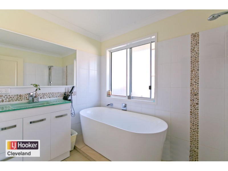 19 Portland Parade, Redland Bay QLD 4165