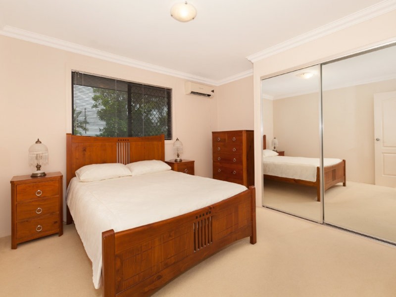 70 Belford Drive, Wellington Point QLD 4160