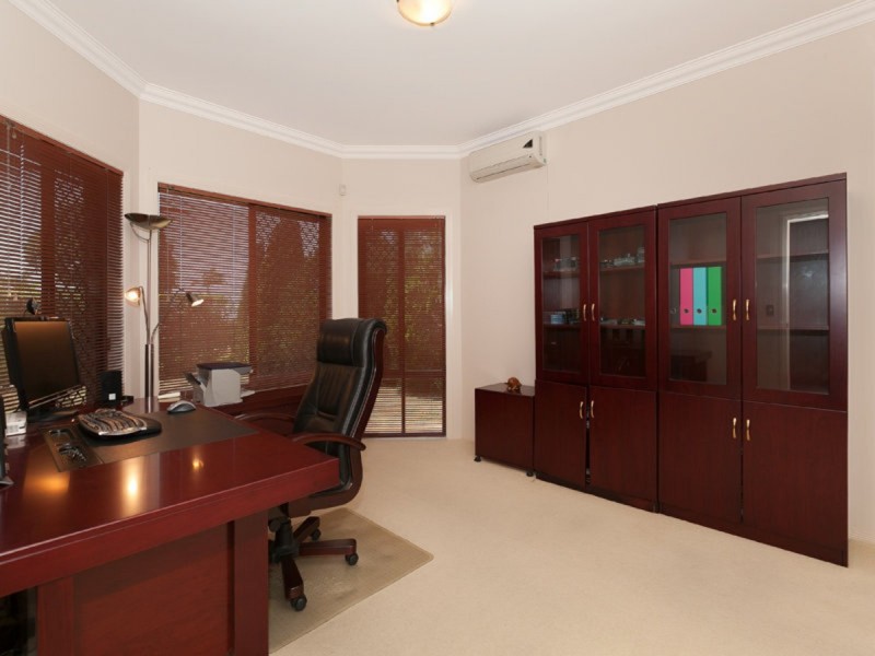 70 Belford Drive, Wellington Point QLD 4160