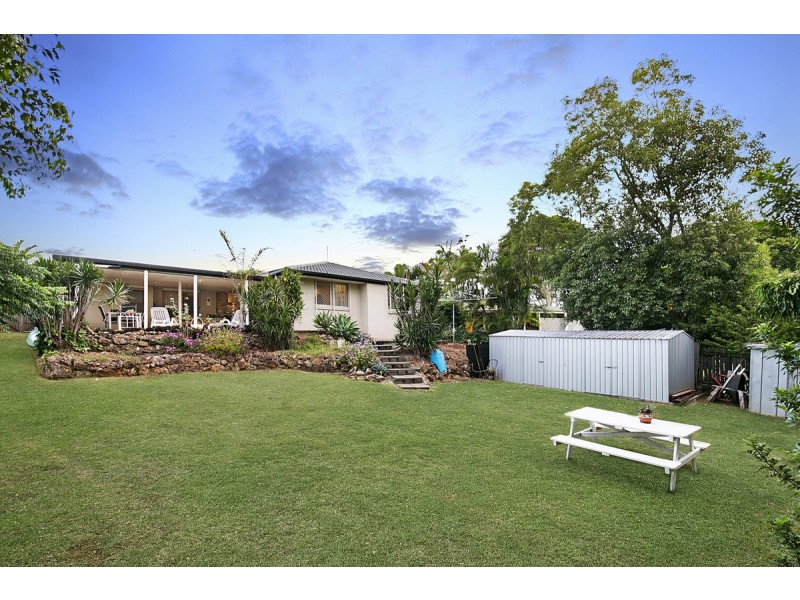 8 Penguin Street, Wellington Point QLD 4160