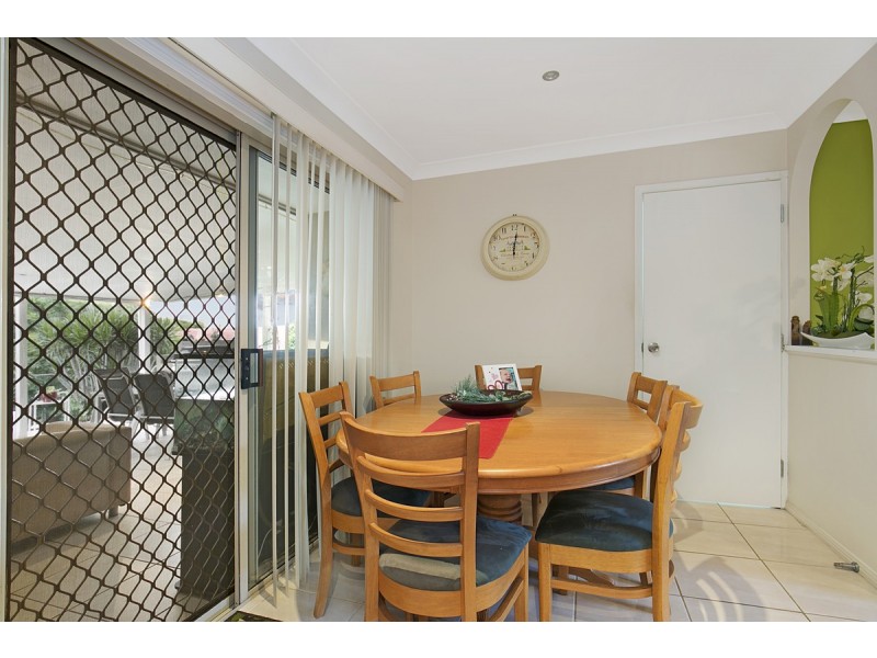 8 Penguin Street, Wellington Point QLD 4160