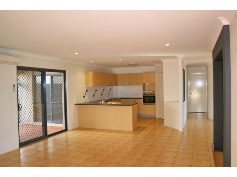 1 Bush Cherry Place, Thornlands QLD 4164