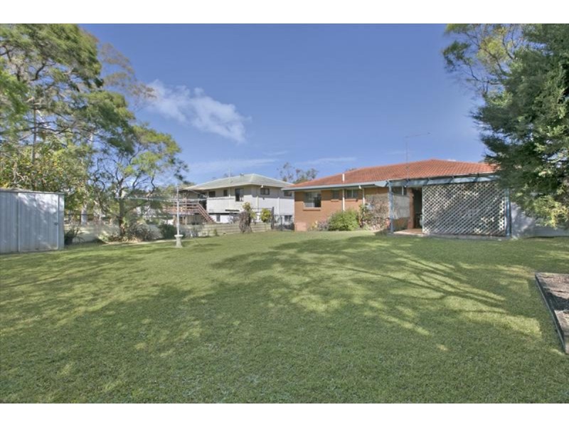 31 Charles Canty Drive, Wellington Point QLD 4160