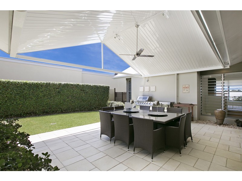 55 Mossvale Drive, Wakerley QLD 4154