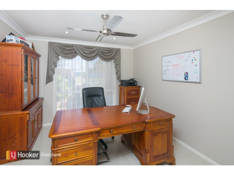2 Orpheus Place, Redland Bay QLD 4165